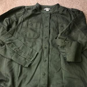 Green button down